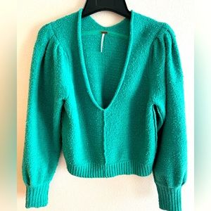 Free People V Neck Reverie Bell sleeve Green/ Emerald/ Sweater